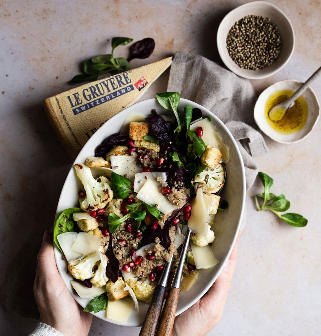 Quinoasalat mit geröstetem Blumenkohl und Le Gruyère AOP