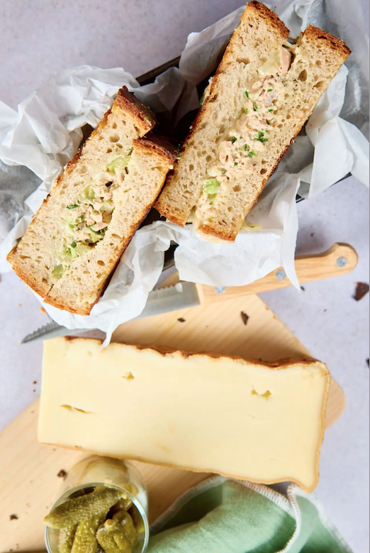 Thunfisch-Sandwich mit Vacherin Fribourgeois AOP