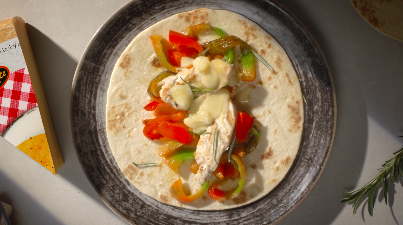 Chicken-Wrap mit Paprika und Raclette Suisse®