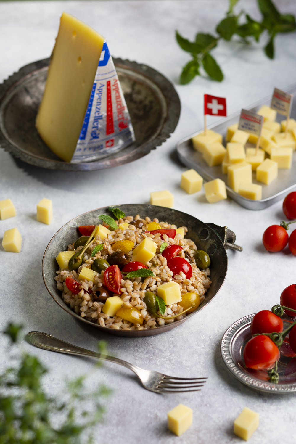 Bunter Perldinkel-Salat mit Appenzeller®