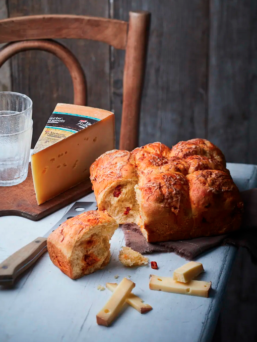 Brioche mit Vacherin Fribourgeois AOP